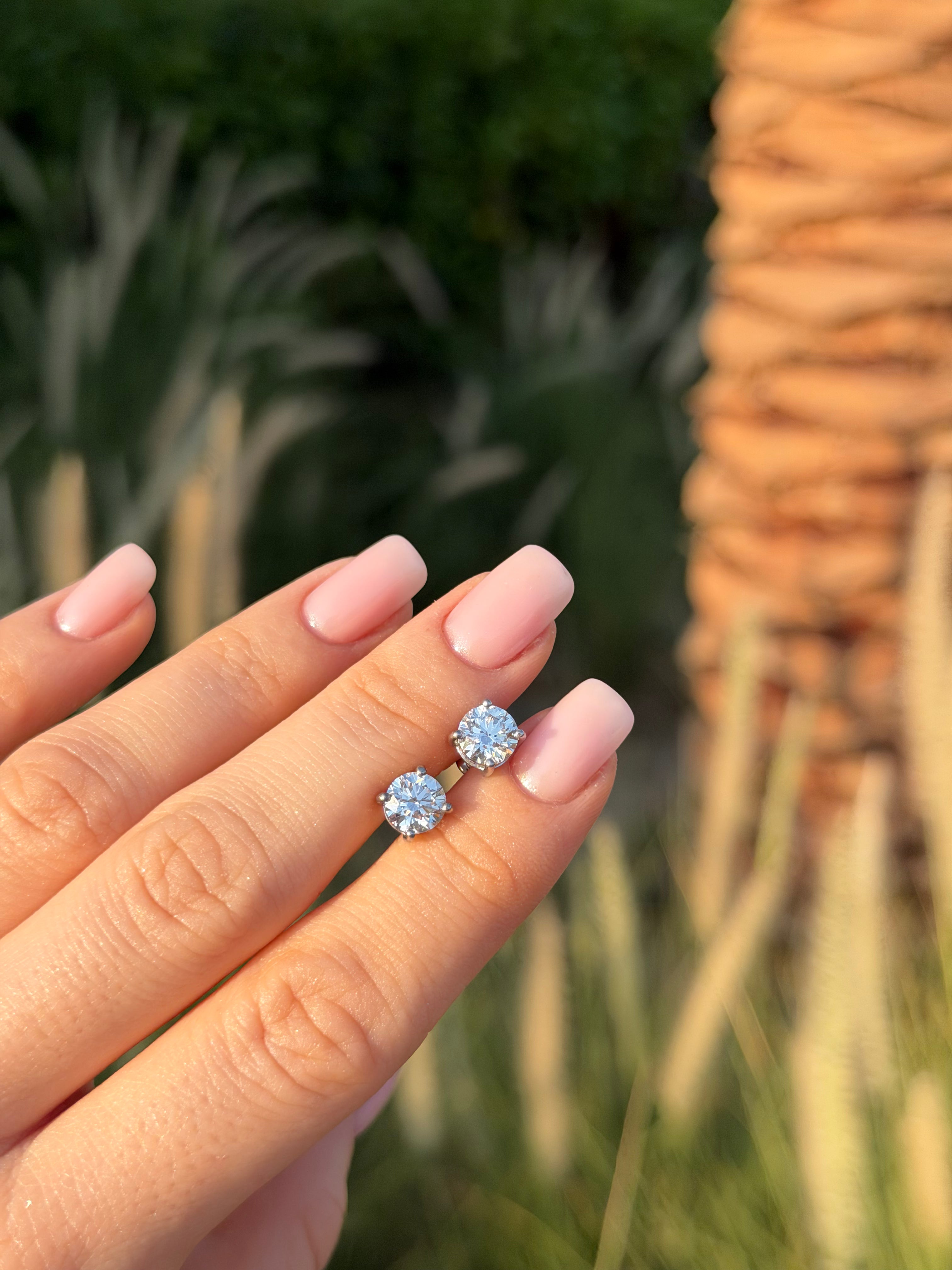 Round Diamond Stud Earrings 2 Carat Total