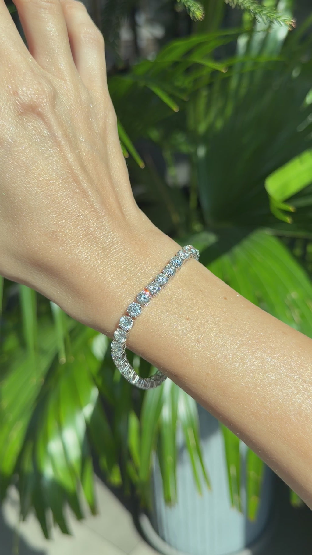 Round Diamond Tennis Bracelet - 17 Carat