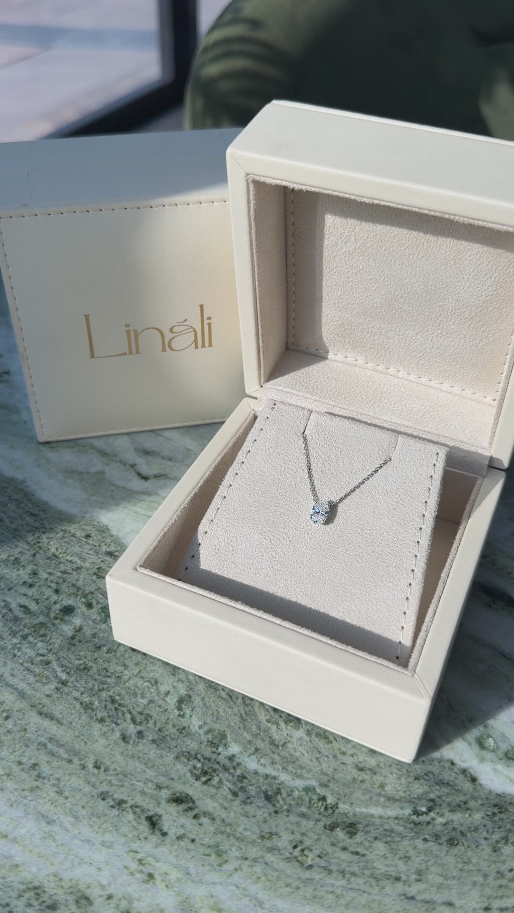 Oval Diamond Pendant 1 Carat